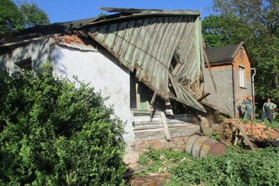 Demolice ruiny domu na Mikulášově kopci