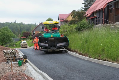 Oprava komunikace v ulici Bukovecká
