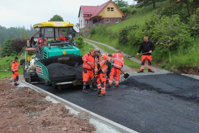Oprava komunikace v ulici Bukovecká