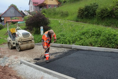 Oprava komunikace v ulici Bukovecká