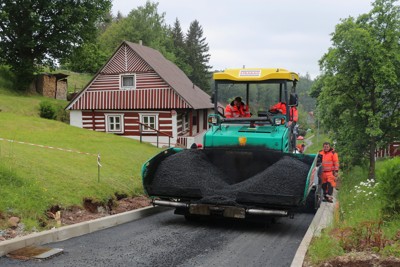 Oprava komunikace v ulici Bukovecká