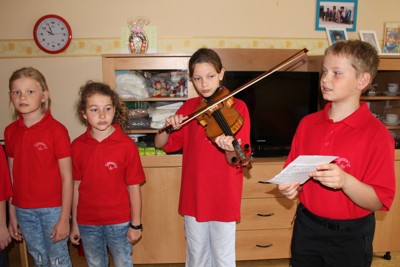 Návštěva dětského sboru v domově důchodců Náchod 2018