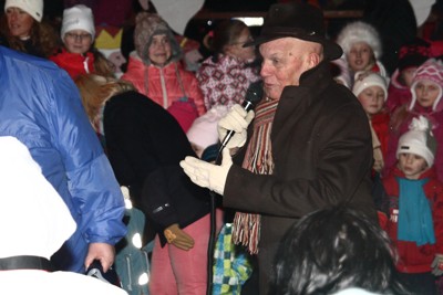 Rozsvícení vánočního stromu s Janem Přeučilem a Evou Hruškovou