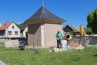 Nová fasáda kaple sv. Jana Nepomuckého