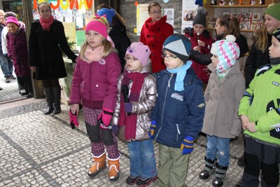 Zpívání v Náchodské knihovně 2015