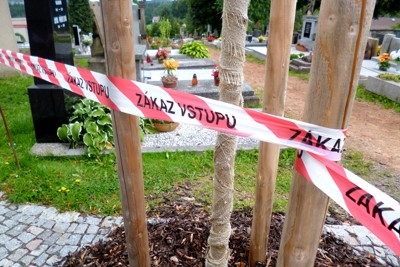 Oprava vodovodního řádu a osvětlení na hřbitově
