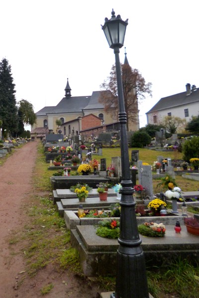 Oprava vodovodního řádu a osvětlení na hřbitově