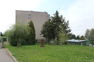 Požehnání obnoveného křížku na Roubalově kopci