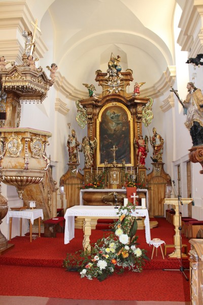 Požehnání obnoveného křížku na Roubalově kopci