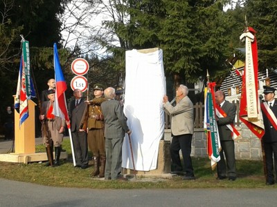 Odhalení pomníku na Rzech