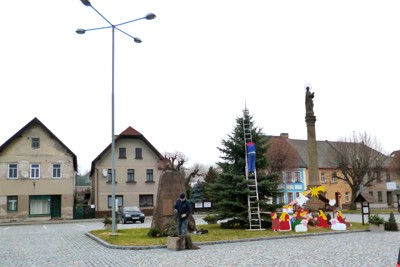Přípravy na rozsvěcení vánočního stromku