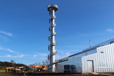 Výstavba rozhledny - montáž vyhlídkové plošiny
