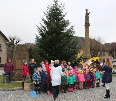 Rozsvěcení vánočního stromu 2015