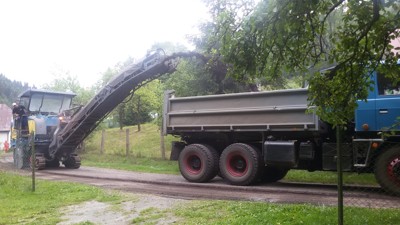 Rekonstrukce silnice na Dolech