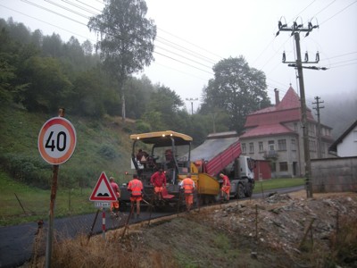 Rekonstrukce silnice na Dolech