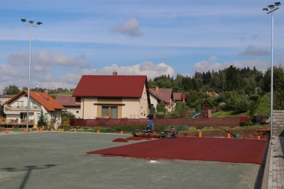 Výstavba nových sportovišť u sokolovny (říjen)