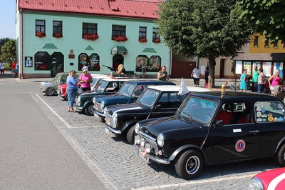 Sraz vozů Mini Cooper