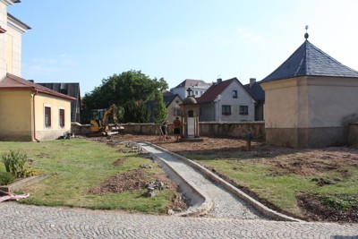 Úpravy prostoru kolem kostela
