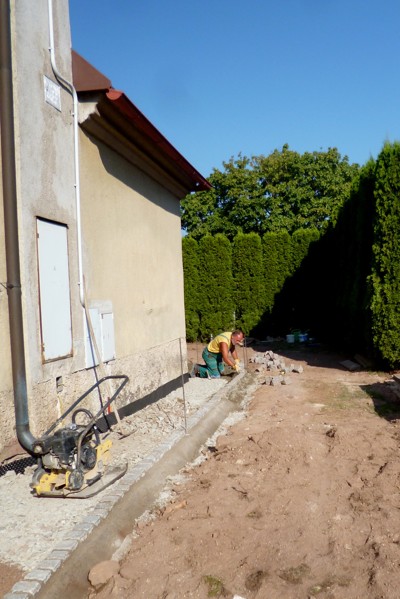Úpravy prostoru kolem kostela