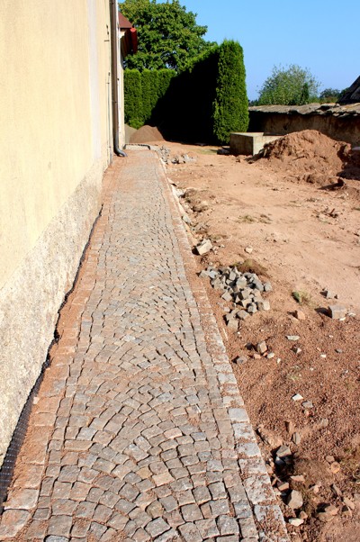 Úpravy prostoru kolem kostela