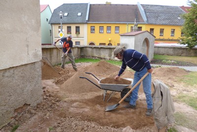 Úpravy prostoru kolem kostela