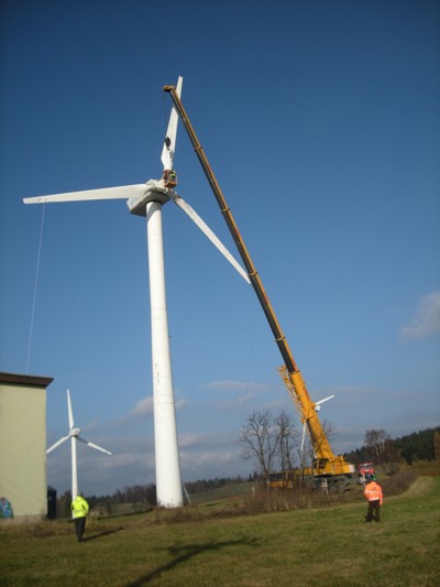 Demontáž větrných elektráren