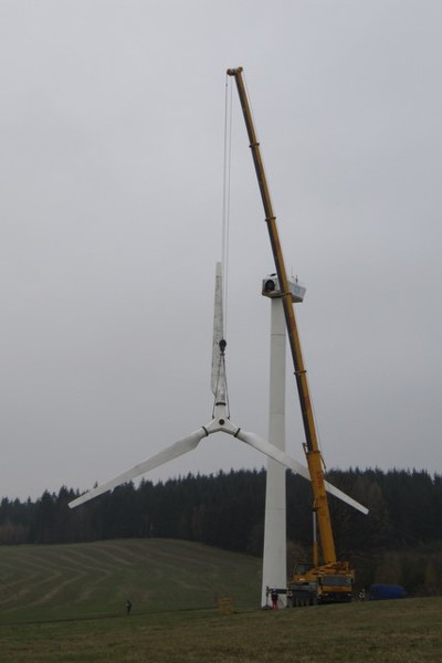 Demontáž větrných elektráren