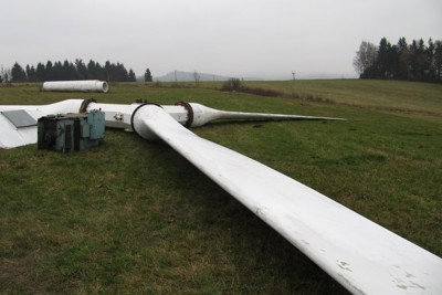 Demontáž větrných elektráren